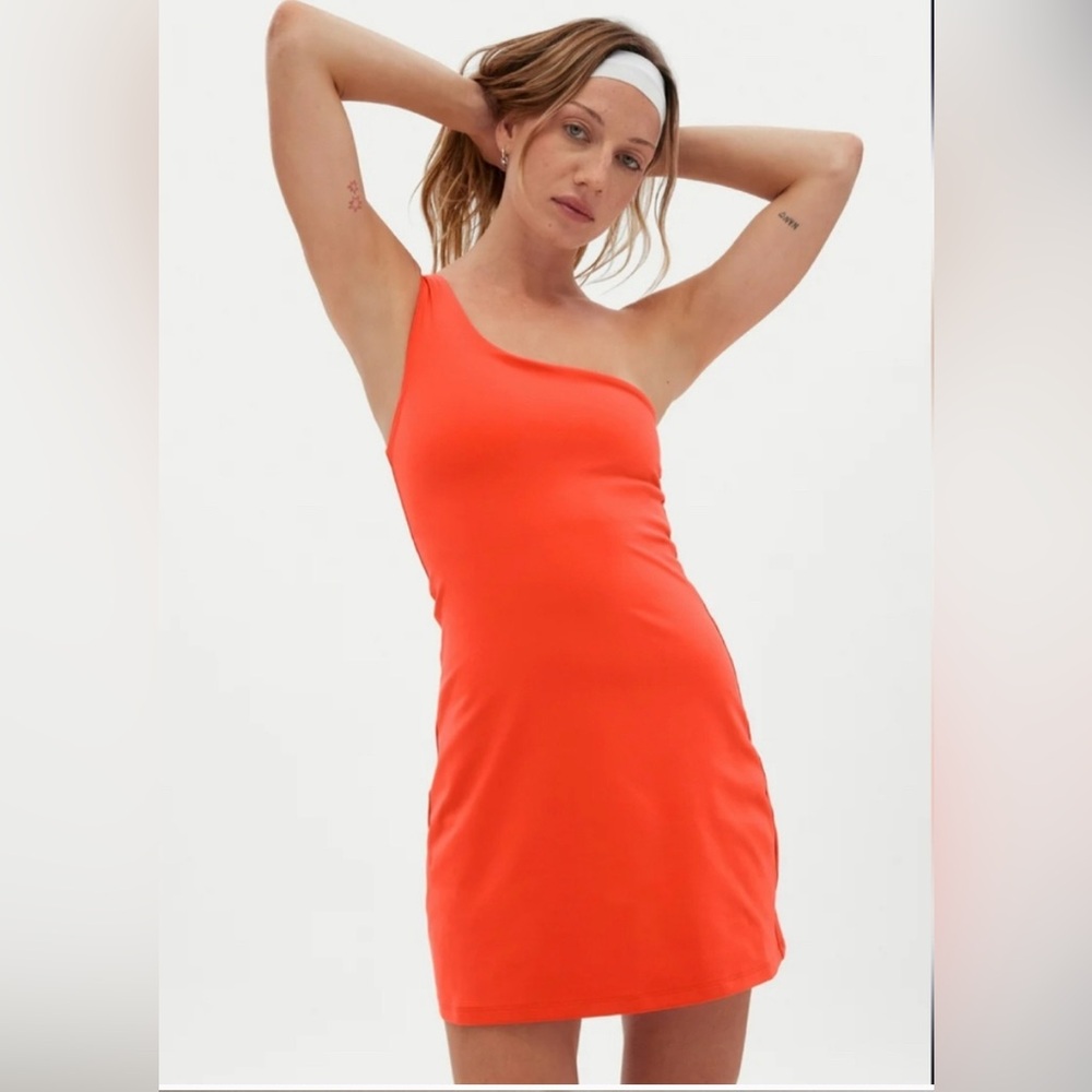 Girlfriend Collective Bianca One Shoulder Dress - Blood Orange